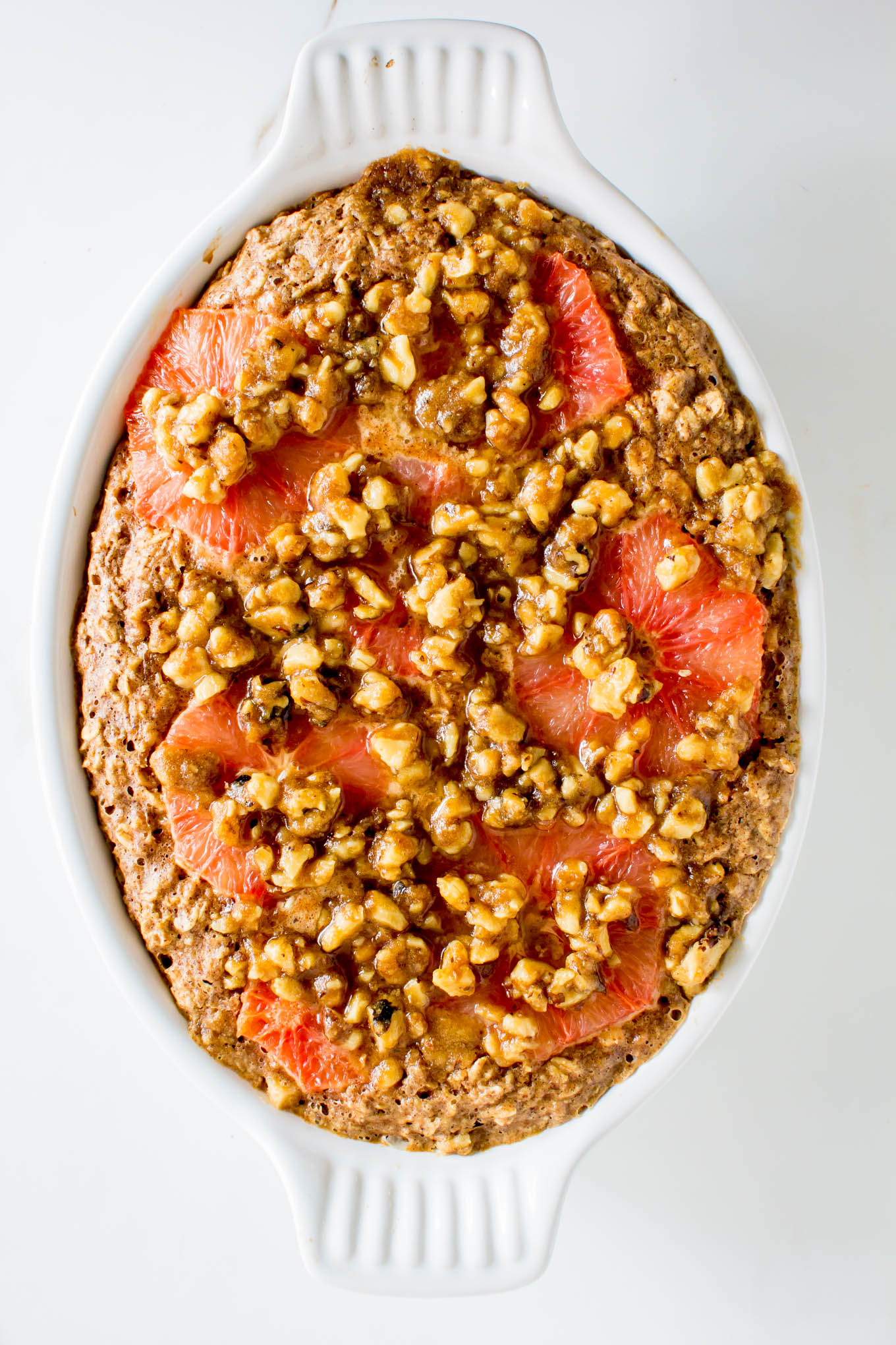 grapefruit baked oatmeal with walnut streusel | immaEATthat.com