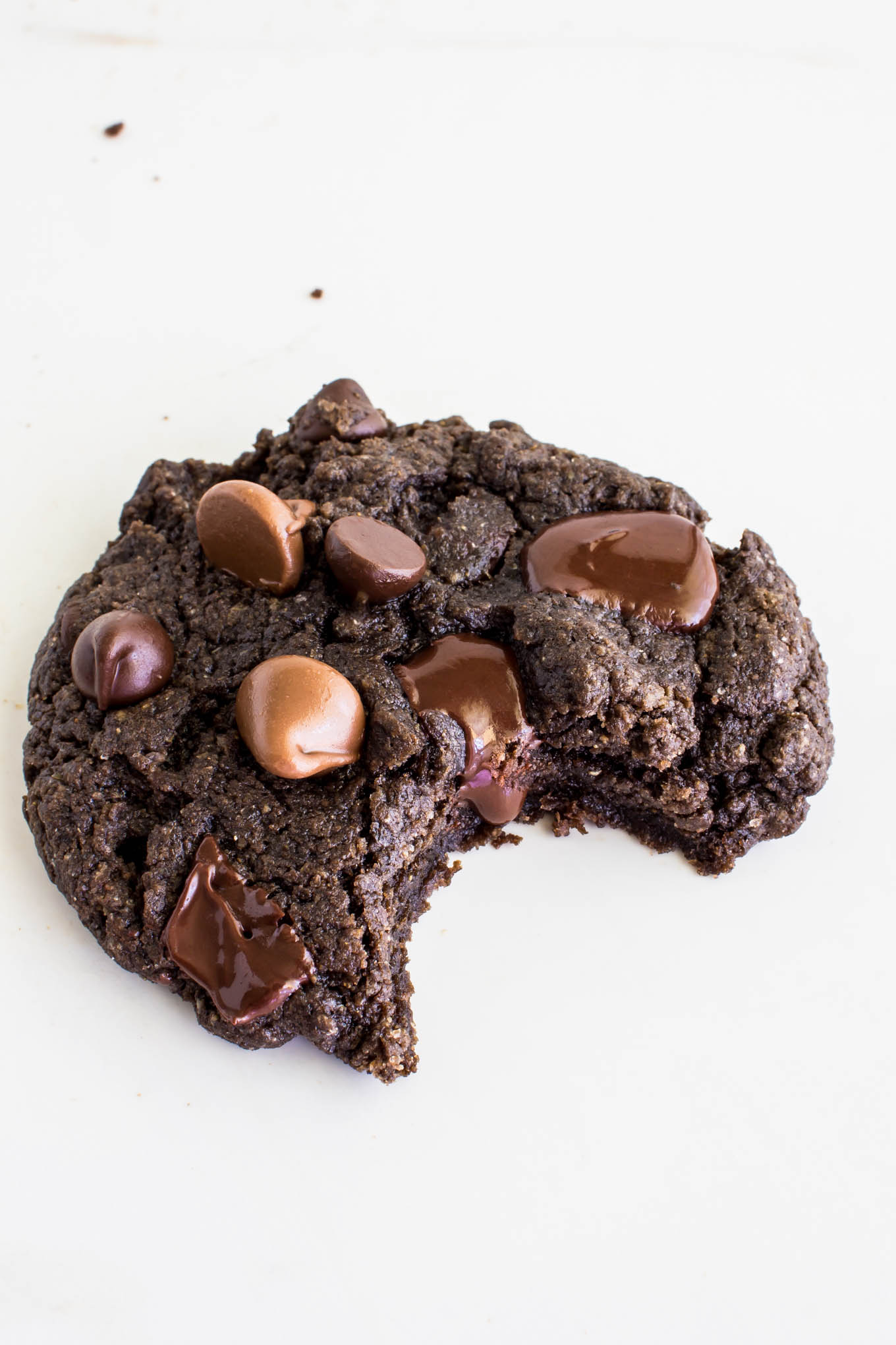 fudgy vegan triple chocolate cookies | immaEATthat.com