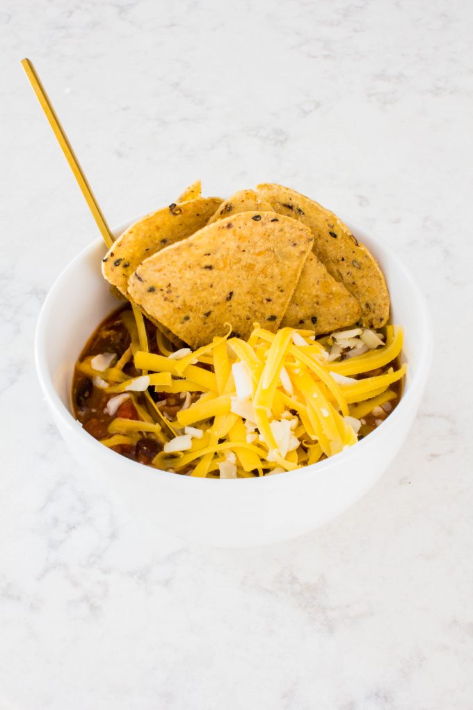 The easiest taco soup of your life makes the perfect healthy dinner. Only 6 ingredients! | immaEATthat.com